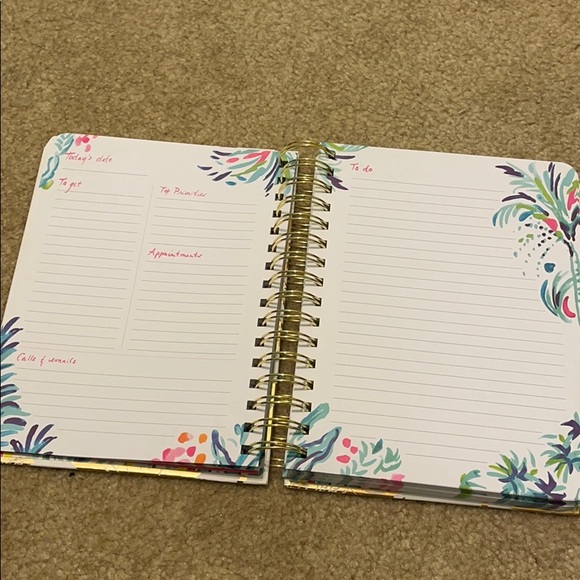 Lilly Pulitzer To Do Notebook - Picture 2 of 5